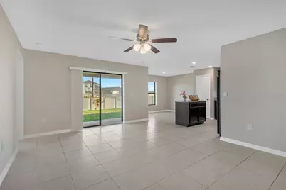 808 Chatham Walk Drive, Ruskin, FL 33570 - Photo 9