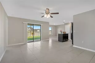 808 Chatham Walk Dr, Ruskin, FL 33570 - Photo 9