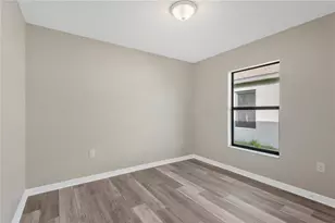 808 Chatham Walk Dr, Ruskin, FL 33570 - Photo 15