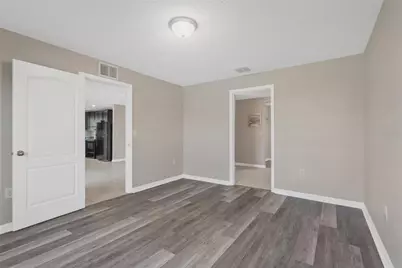 808 Chatham Walk Drive, Ruskin, FL 33570 - Photo 17