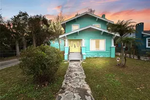 626 37th Ave S, Saint Petersburg, FL 33705 - Photo 1