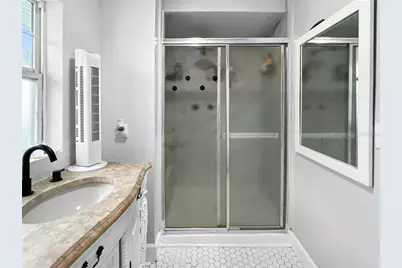 626 37th Avenue S, Saint Petersburg, FL 33705 - Photo 25