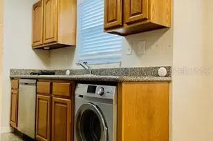 212 S Church Ave, Tampa, FL 33609 - Photo 11