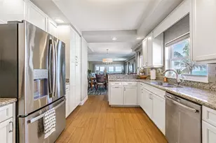 200 121st Ave, Treasure Island, FL 33706 - Photo 5