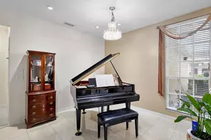 11310 Glenmont Dr, Tampa, FL 33635 - Photo 7