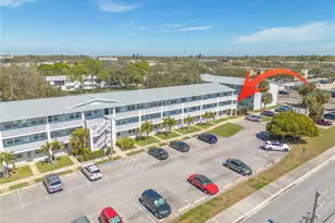 1001 77th Ave N, Saint Petersburg, FL 33702 - Photo 1