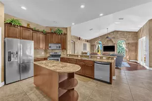 13101 Shadow Run Blvd, Riverview, FL 33569 - Photo 37