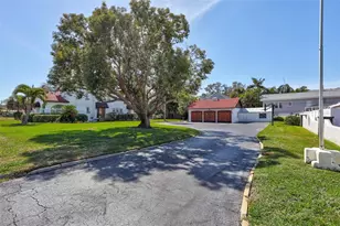120 Park St N, Saint Petersburg, FL 33710 - Photo 21