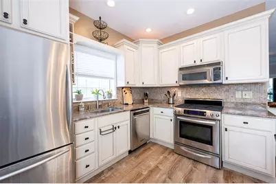 510 Ryans Woods Lane, Palm Harbor, FL 34683 - Photo 9