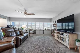 17400 Gulf Blvd, Redington Shores, FL 33708 - Photo 5