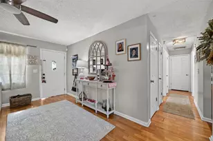 7006 Tidewater Trail, Tampa, FL 33619 - Photo 3