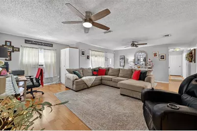 7006 Tidewater Trail, Tampa, FL 33619 - Photo 5