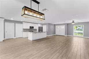 10700 N 62nd St, Temple Terrace, FL 33617 - Photo 5