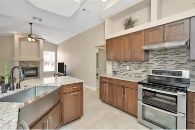 18810 Forest Glen Court, Tampa, FL 33647 - Photo 15