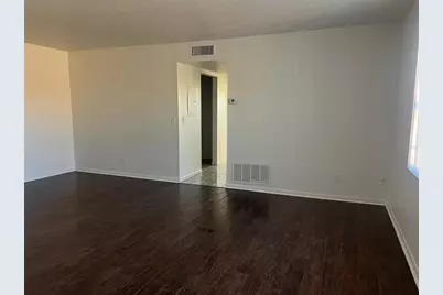 8701 4th Street N #308, Saint Petersburg, FL 33702 - Photo 7