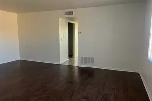 8701 4th St N, Saint Petersburg, FL 33702 - Photo 7