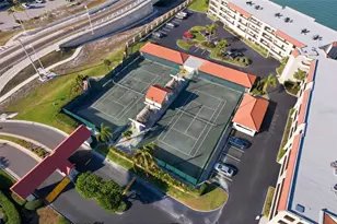 128 1st St E, Tierra Verde, FL 33715 - Photo 57