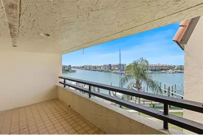 128 1st Street E. #102, Tierra Verde, FL 33715 - Photo 31