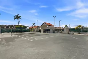 128 1st St E, Tierra Verde, FL 33715 - Photo 53