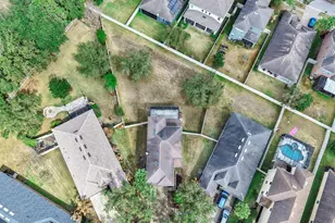 17423 New Cross Cir, Lithia, FL 33547 - Photo 51