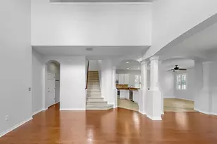 17423 New Cross Cir, Lithia, FL 33547 - Photo 13