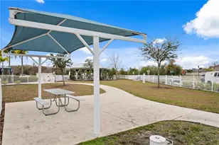 7109 Paradise Island Ct, Sun City Center, FL 33573 - Photo 49