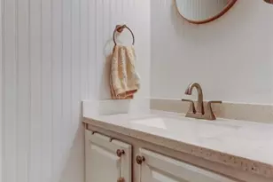 5095 Bay St NE, Saint Petersburg, FL 33703 - Photo 25