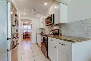 5095 Bay St NE, Saint Petersburg, FL 33703 - Photo 11