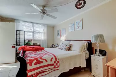 5095 Bay Street NE #104, Saint Petersburg, FL 33703 - Photo 9
