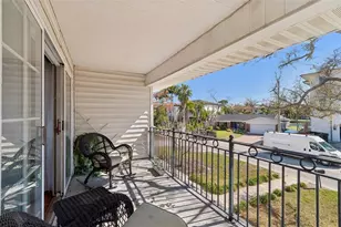 19 Sandpiper Rd, Tampa, FL 33609 - Photo 49