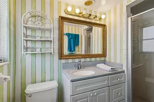 19 Sandpiper Rd, Tampa, FL 33609 - Photo 47