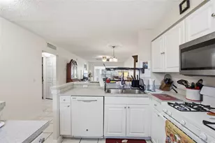 1165 Mission Cir, Clearwater, FL 33759 - Photo 7