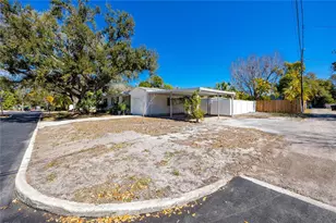 731 72nd St N, Saint Petersburg, FL 33710 - Photo 51