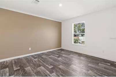 5234 Yellow Pine Street N, Saint Petersburg, FL 33709 - Photo 11