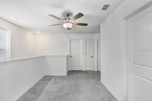 6384 Ten Acre Ct, Zephyrhills, FL 33541 - Photo 15