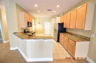 10017 Bucklin St, Tampa, FL 33625 - Photo 7