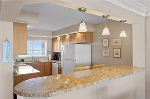 1290 Gulf Blvd, Clearwater, FL 33767 - Photo 15