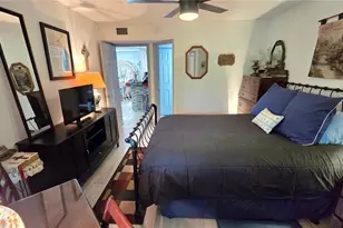 8630 Mallard Reserve Dr, Tampa, FL 33614 - Photo 23