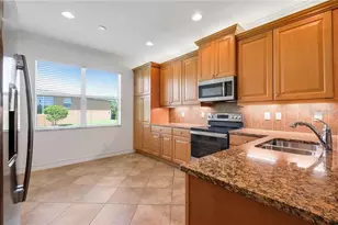 4932 Marble Springs Cir, Wimauma, FL 33598 - Photo 9