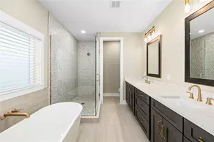 213 W Giddens Ave, Tampa, FL 33603 - Photo 19