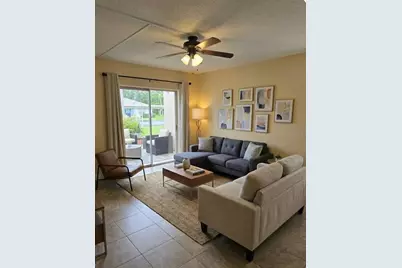 10032 65th Avenue N #8, Saint Petersburg, FL 33708 - Photo 5