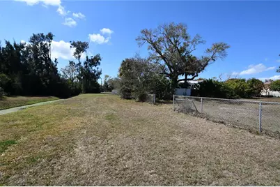 8020 Interbay Boulevard, Tampa, FL 33616 - Photo 17