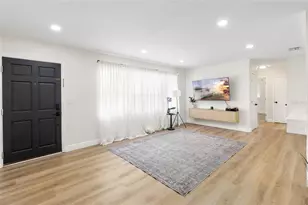 12120 Croft Dr, Largo, FL 33774 - Photo 3