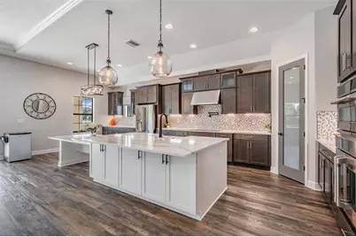 9206 Isabella Circle, Parrish, FL 34219 - Photo 5