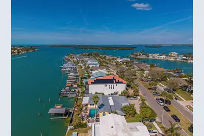 824 Island Way, Clearwater Beach, FL 33767 - Photo 83
