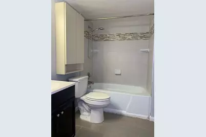 4106 Ashford Green Place #102, Tampa, FL 33613 - Photo 9