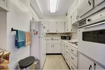 31 Island Way #1403, Clearwater Beach, FL 33767 - Photo 7