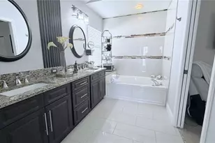 31244 Crestmont Ct, Wesley Chapel, FL 33543 - Photo 29