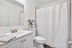 1805 Mariner Dr, Tarpon Springs, FL 34689 - Photo 13