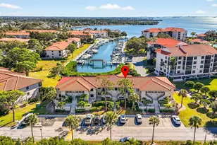 1805 Mariner Dr, Tarpon Springs, FL 34689 - Photo 1